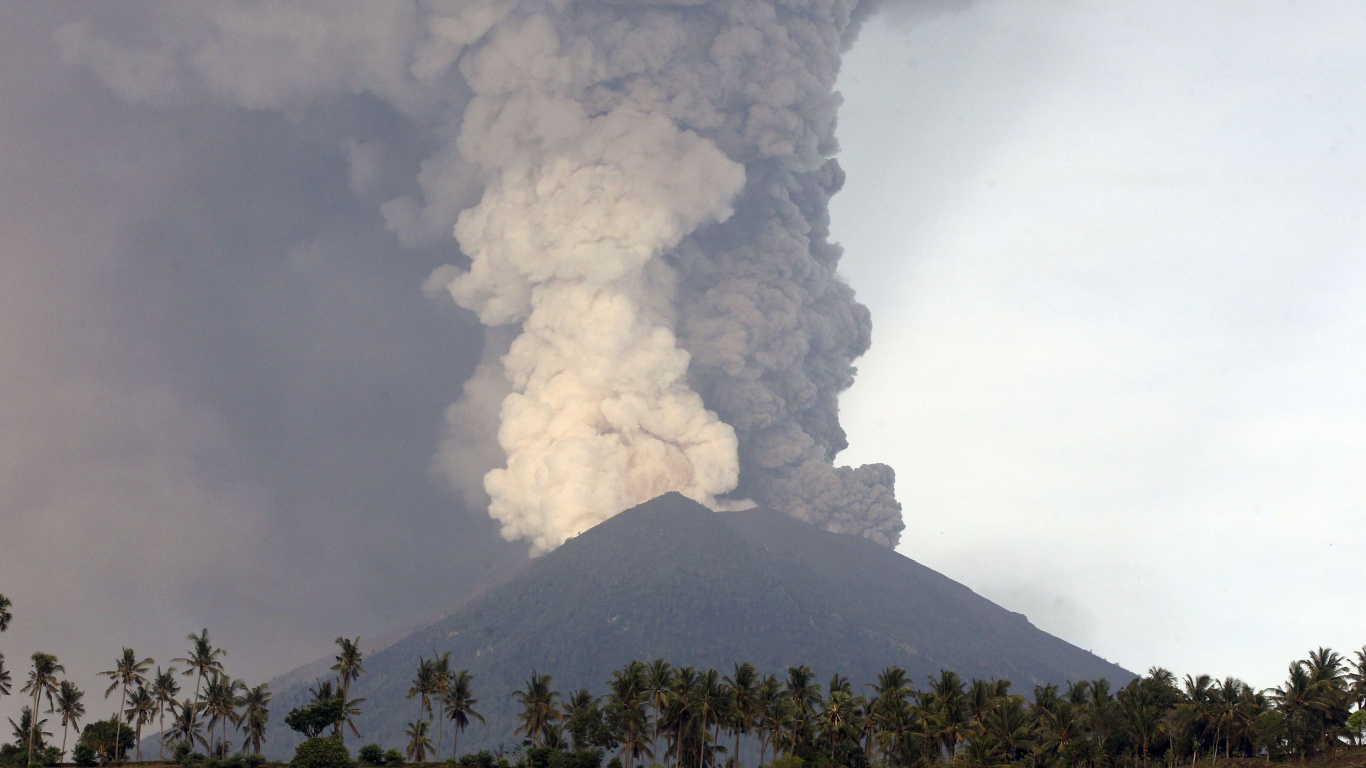 Black and White Mountain Under White Clouds During Daytime. Wallpaper in 1366x768 Resolution