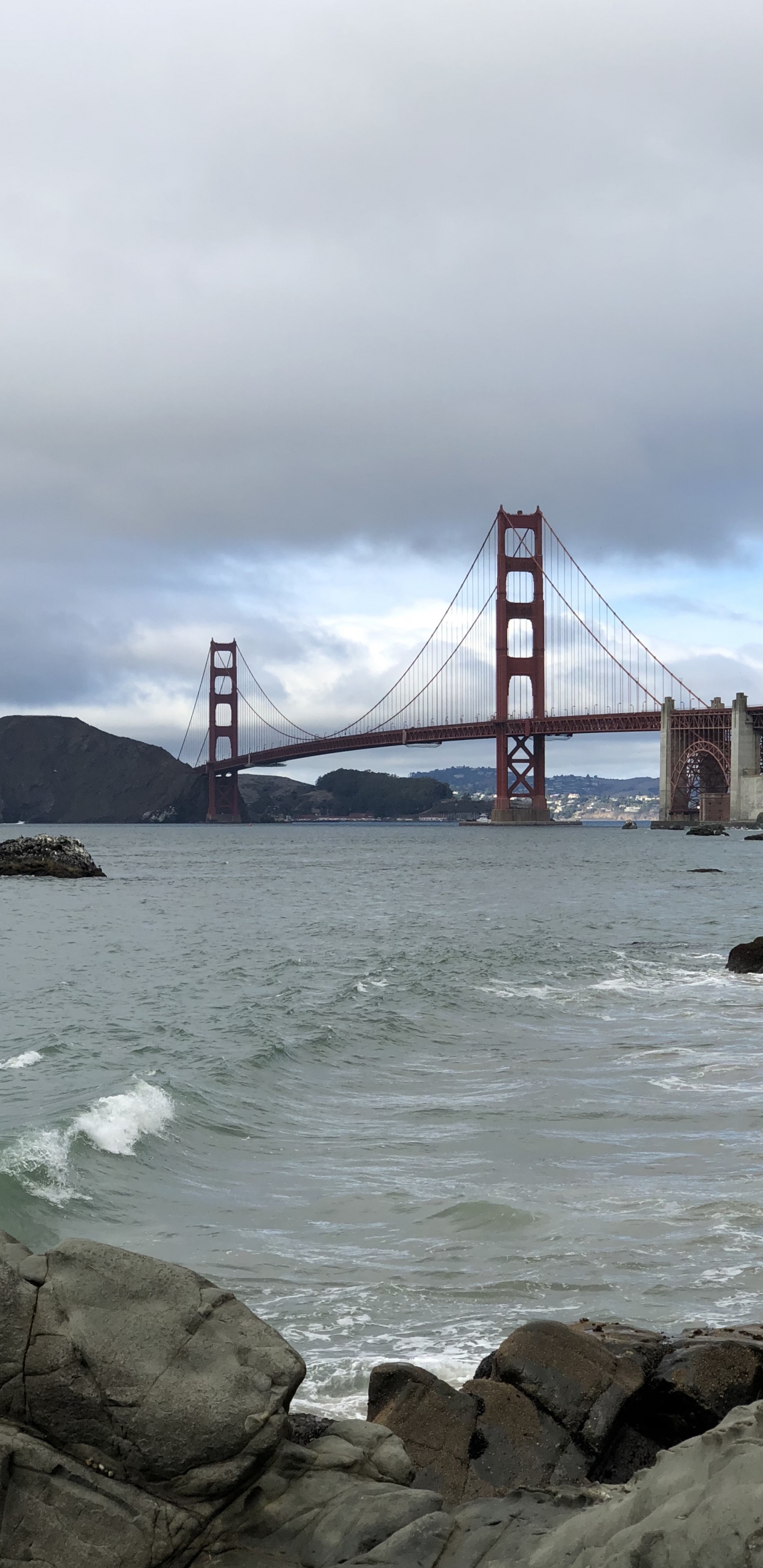 San Francisco, Golden Gate Bridge, Hängebrücke, Wasser, Baker Beach. Wallpaper in 1440x2960 Resolution