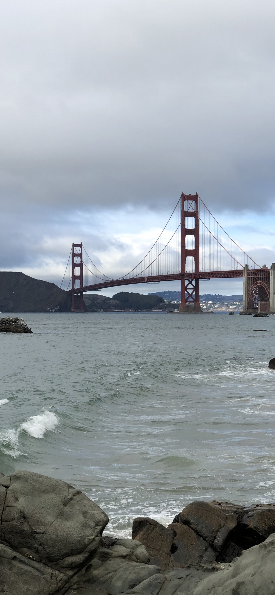 San Francisco, Puente Golden Gate, Puente Colgante, Agua, Baker Beach. Wallpaper in 1125x2436 Resolution