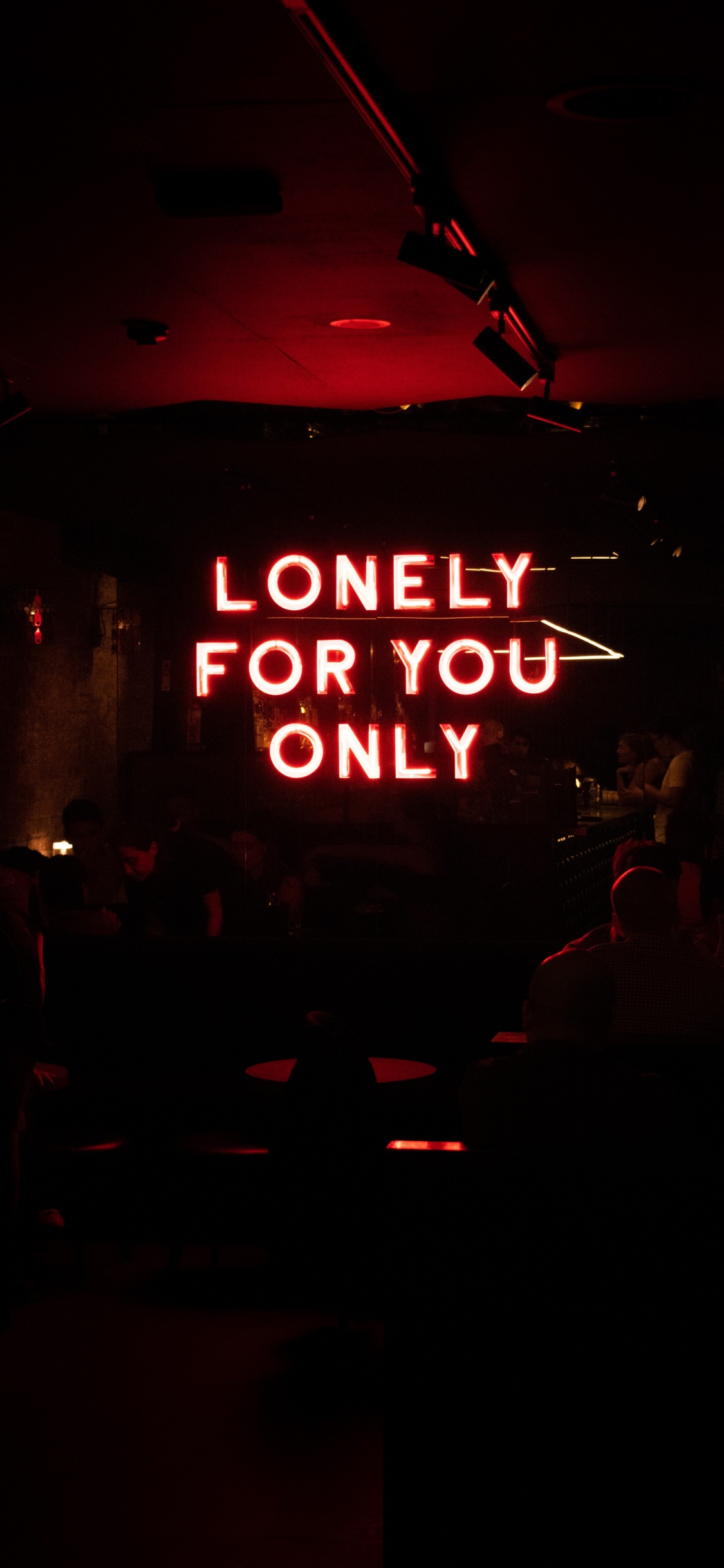 红色的, 房间, 光, M Night Shyamalan 壁纸 1125x2436 允许