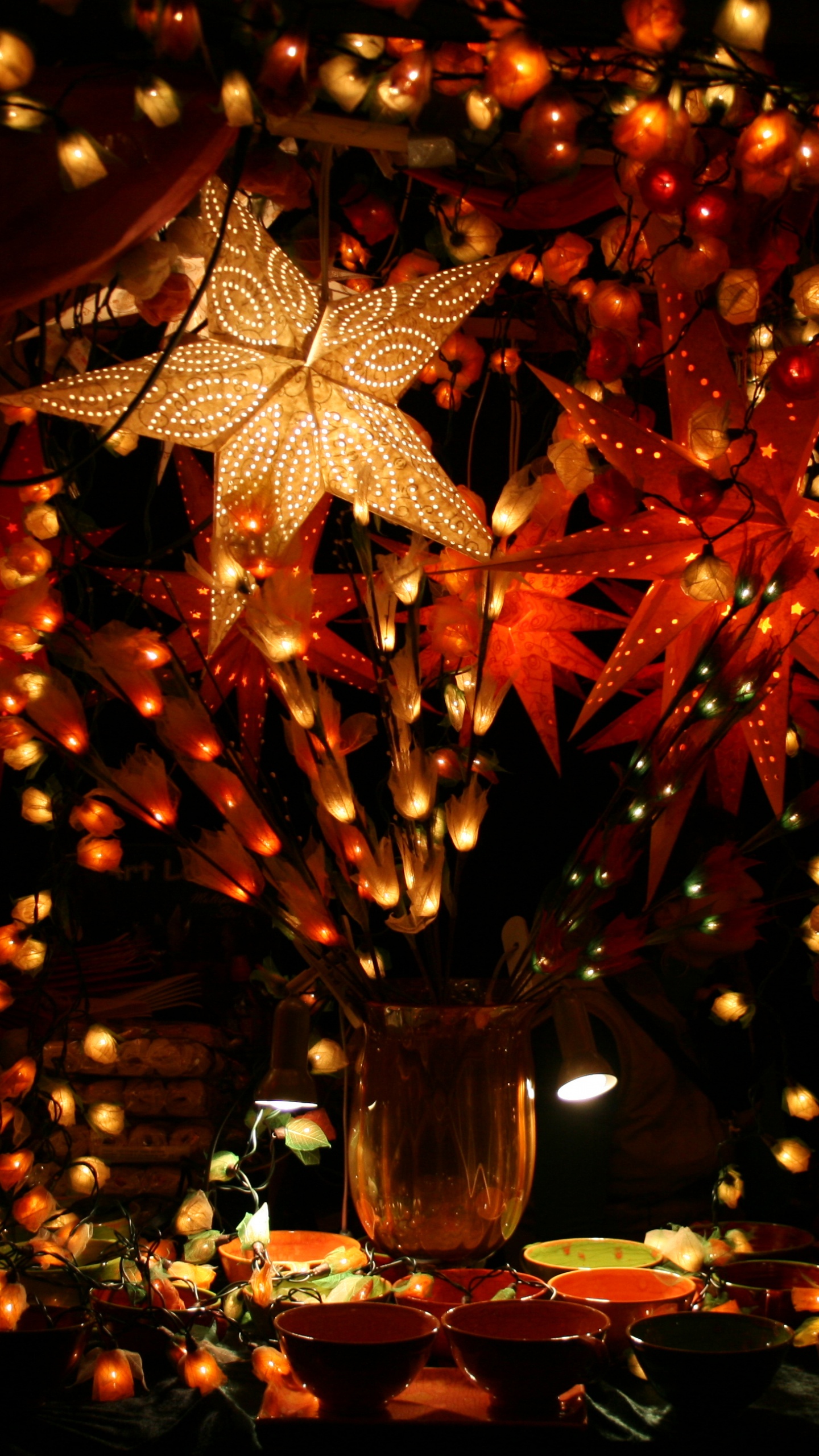 Christmas Day, Christmas Market, Holiday, Tree, Leaf. Wallpaper in 1440x2560 Resolution