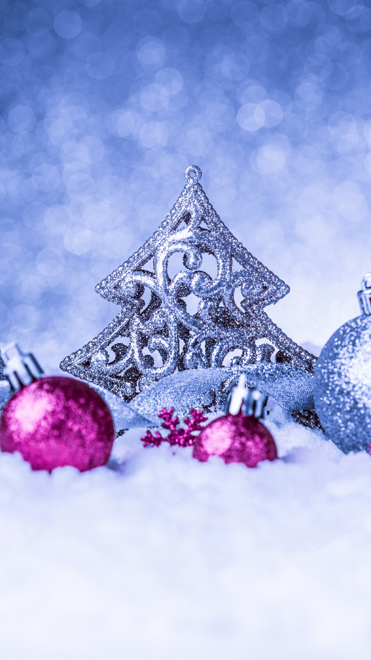 Le Jour De Noël, Ornement de Noël, Nouvelle Année, Décoration de Noël, Purple. Wallpaper in 750x1334 Resolution