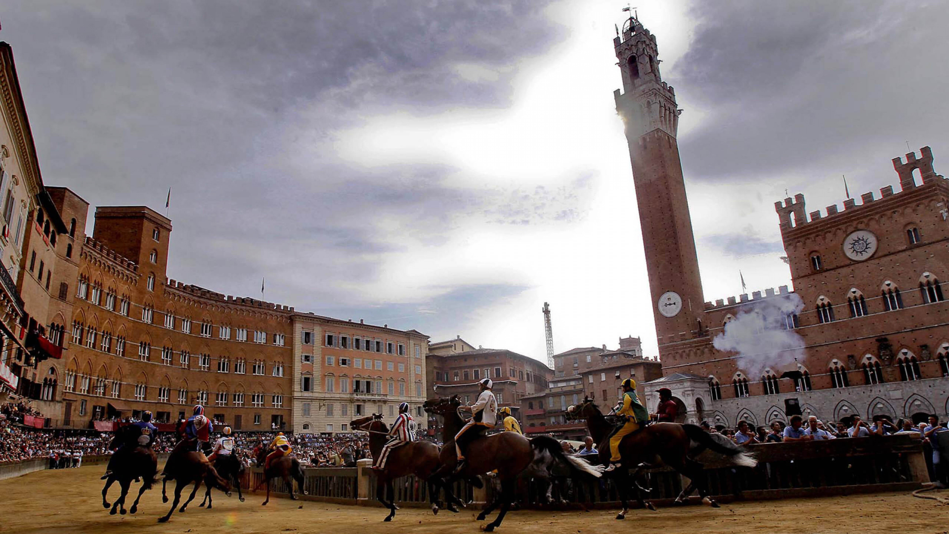 People Walking on Street Near Brown Concrete Building During Daytime. Wallpaper in 1920x1080 Resolution