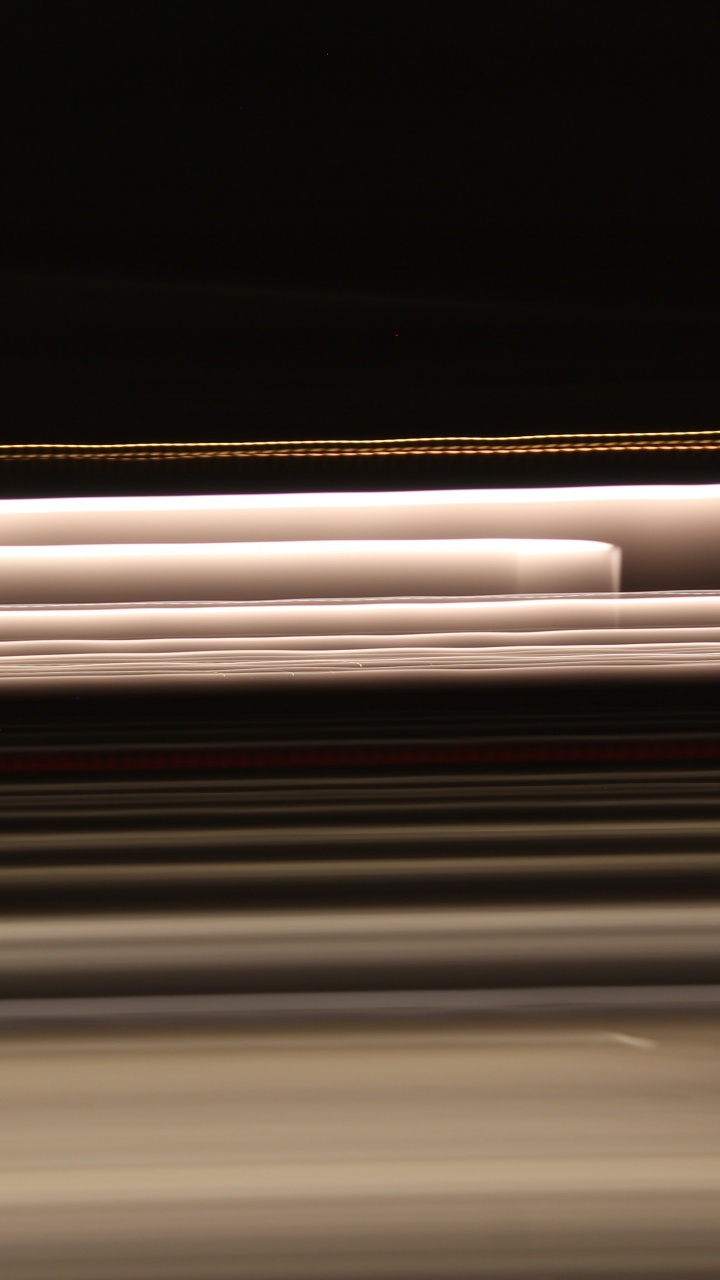 Rayon Lumineux Blanc et Marron. Wallpaper in 720x1280 Resolution