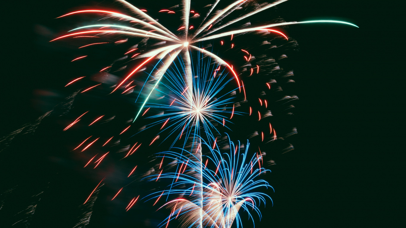 Fireworks, New Years Day, Holiday, Event, Midnight. Wallpaper in 1366x768 Resolution