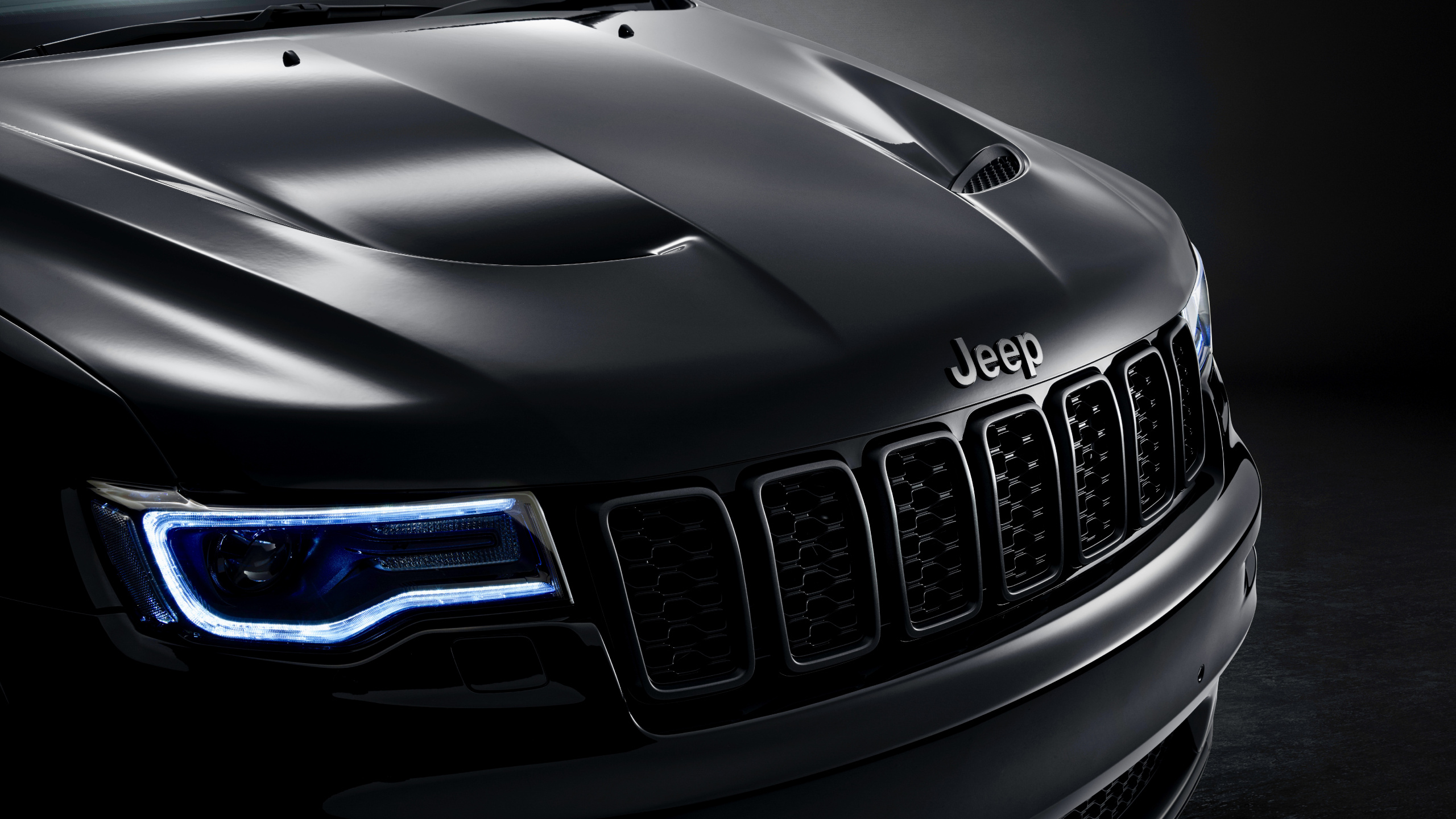 Mercedes Benz Classe c Noire. Wallpaper in 2560x1440 Resolution