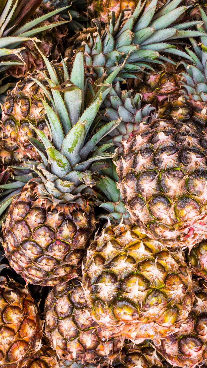 Fruits D'ananas Verts et Jaunes. Wallpaper in 720x1280 Resolution