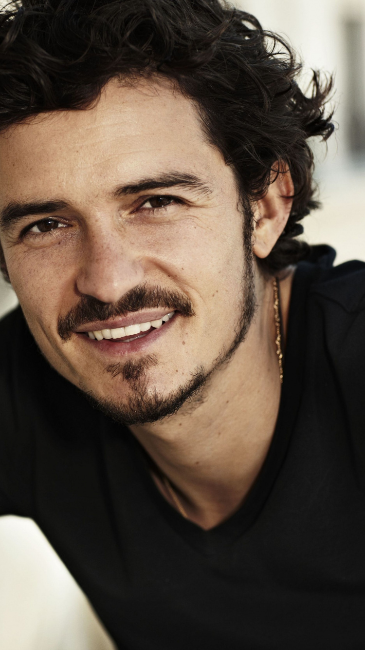 Orlando Bloom, Haar, Gesichtsbehaarung, Frisur, Kinn. Wallpaper in 750x1334 Resolution