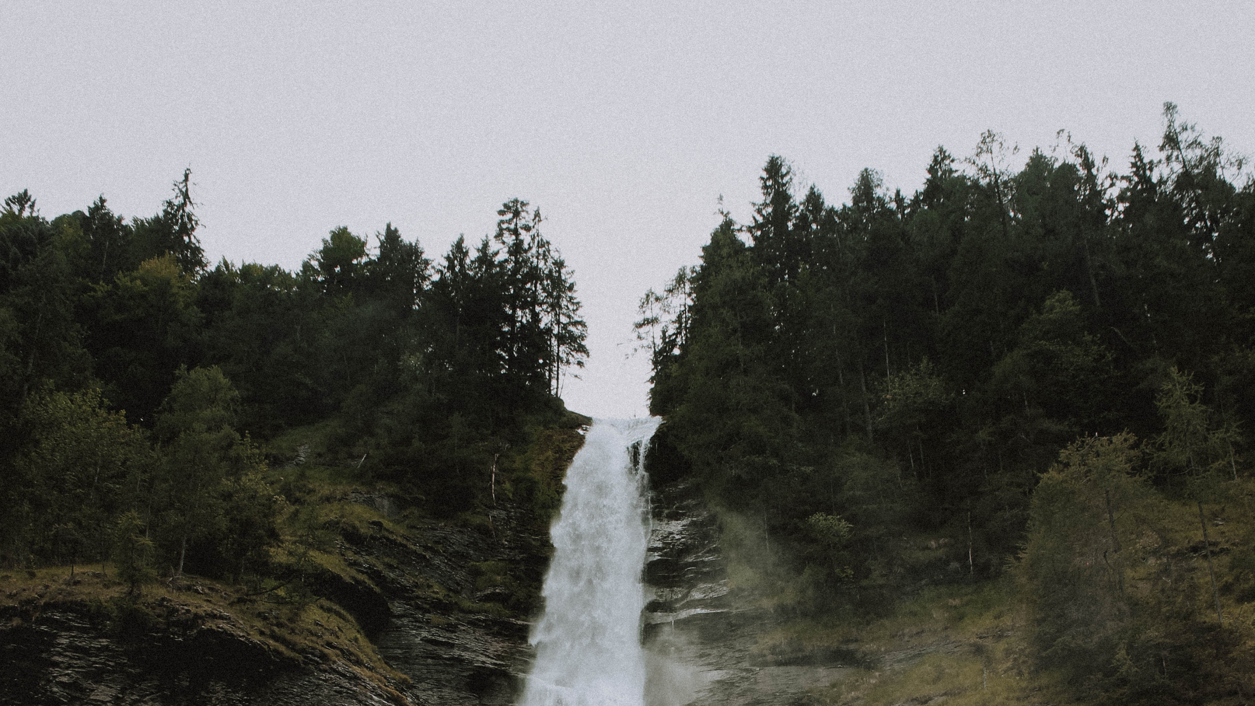 Cascade, Les Ressources en Eau, Corps de L'eau, Eau, Nature. Wallpaper in 2560x1440 Resolution