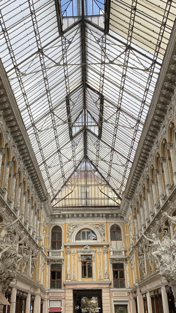 Hotel de Paso, Accesorio, Arcade, Palacio, Hall. Wallpaper in 720x1280 Resolution