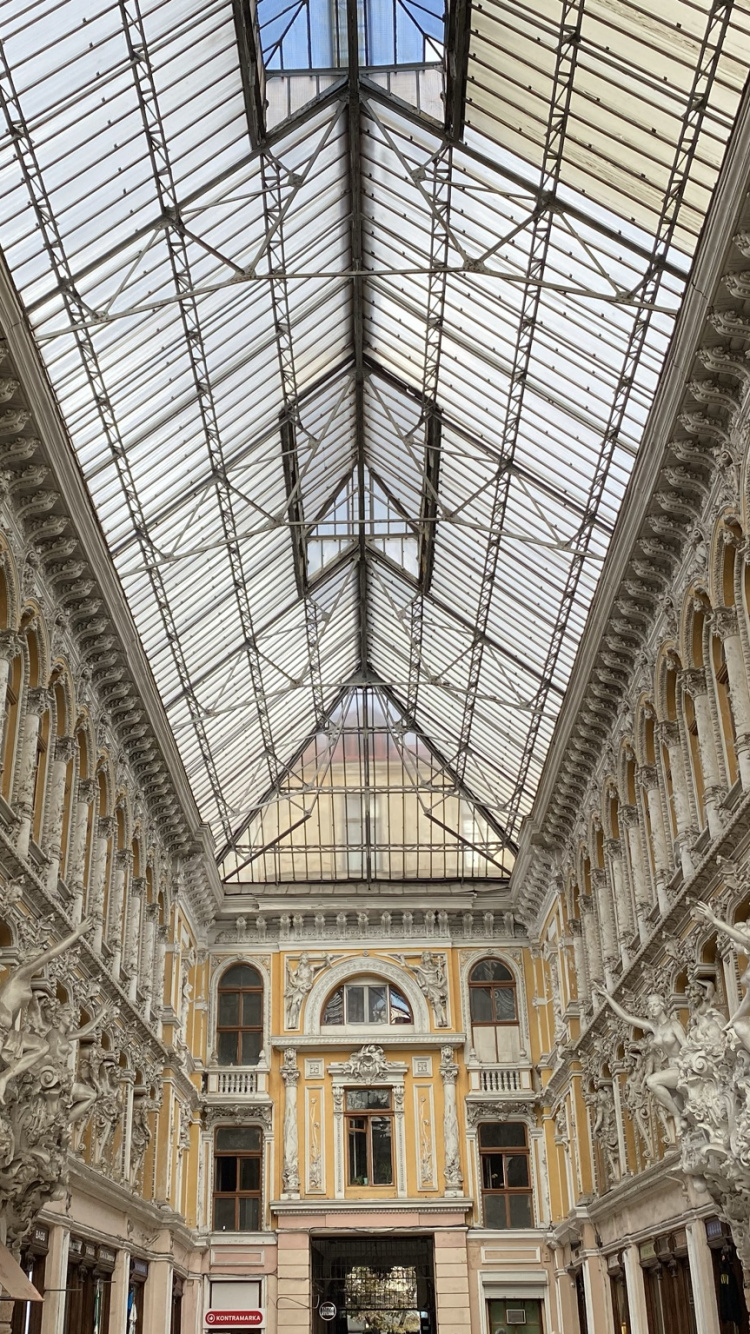 Hotel de Paso, Accesorio, Arcade, Palacio, Hall. Wallpaper in 750x1334 Resolution