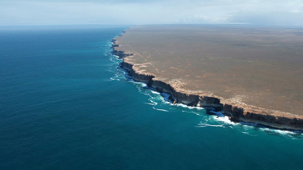 Aerial View of Island During Daytime. Wallpaper in 1280x720 Resolution