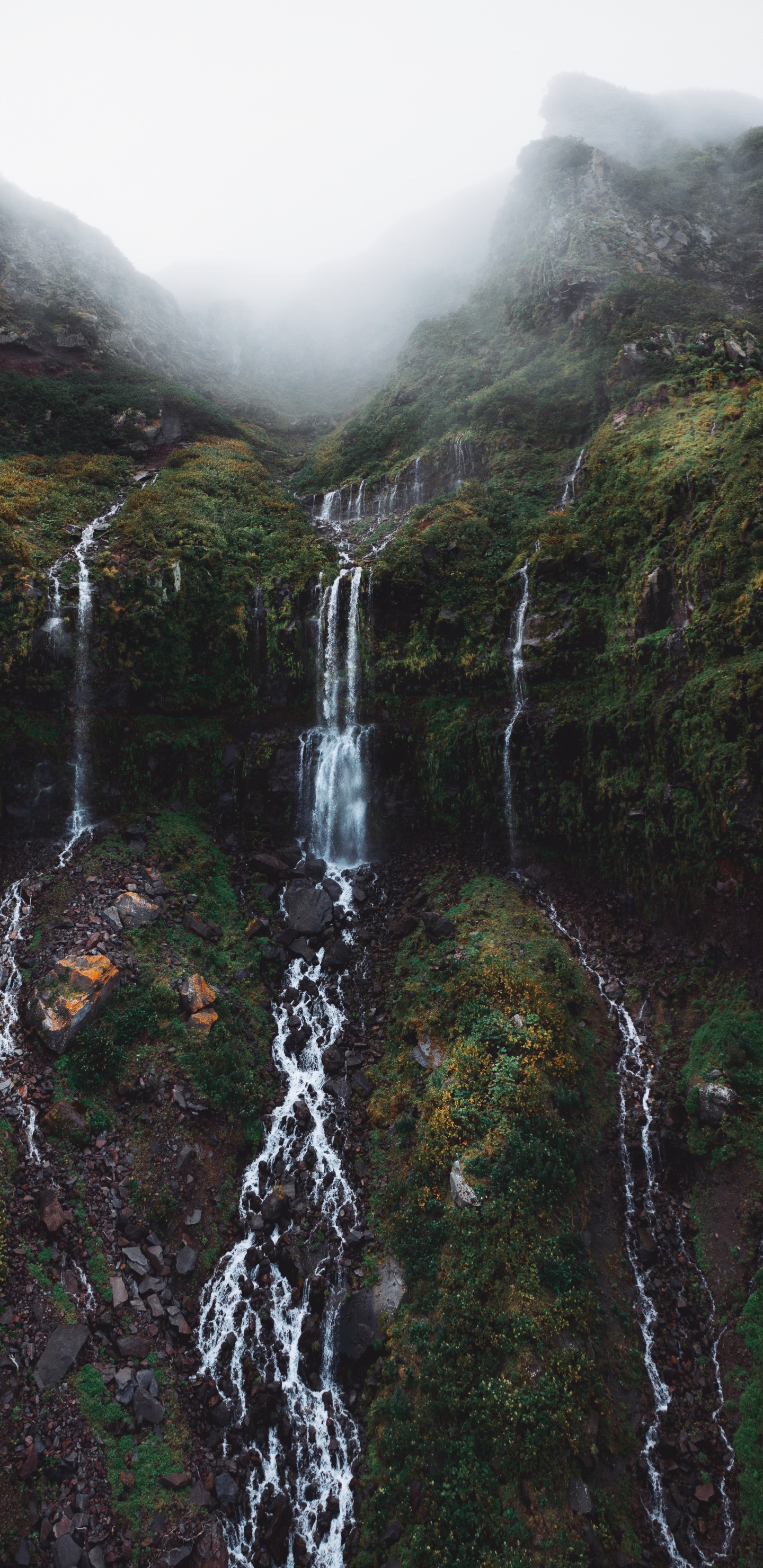 Cascada, Agua, Montaña, Los Recursos de Agua, Paisaje Natural. Wallpaper in 1440x2960 Resolution