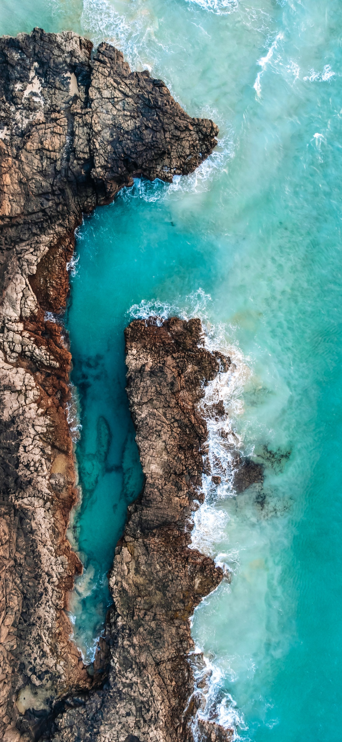 Sea, Bristol Sunset Beach, Beach, Island, Water. Wallpaper in 1125x2436 Resolution