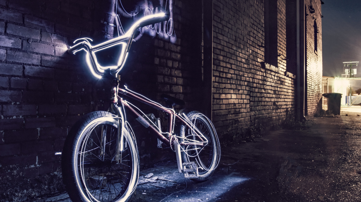 Blue City Bike on Gray Concrete Floor. Wallpaper in 1366x768 Resolution