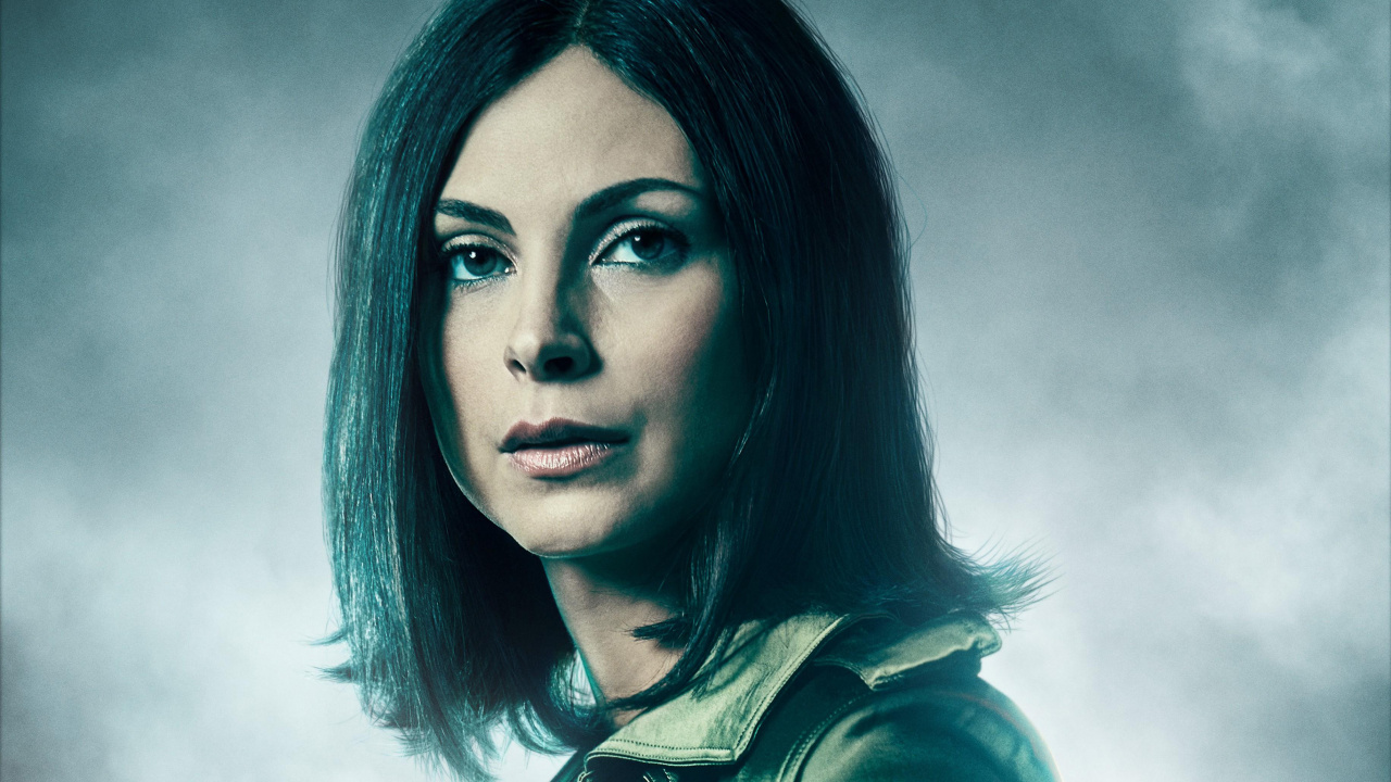 Femme en Blouson de Cuir Noir. Wallpaper in 1280x720 Resolution