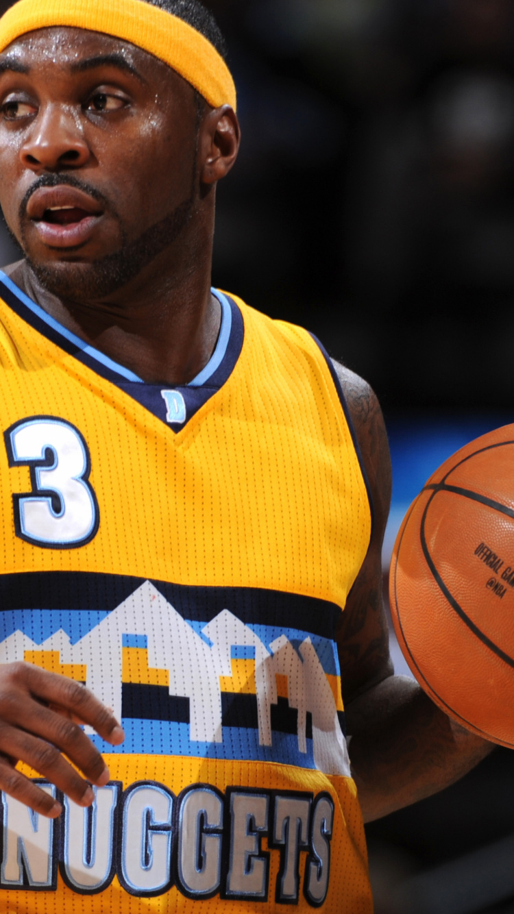 Homme en Débardeur Nike Jaune et Blanc. Wallpaper in 750x1334 Resolution