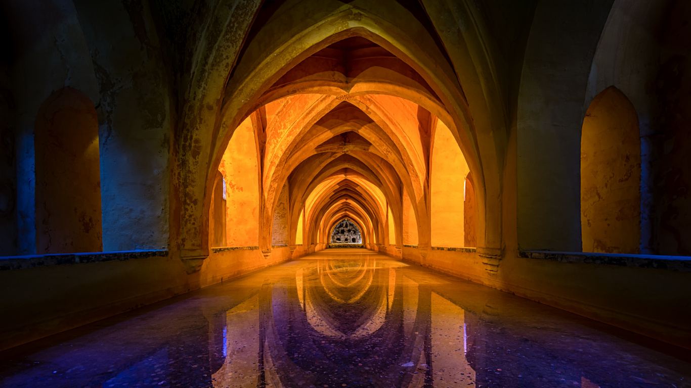 Tunnel en Béton Marron Avec Lumière. Wallpaper in 1366x768 Resolution