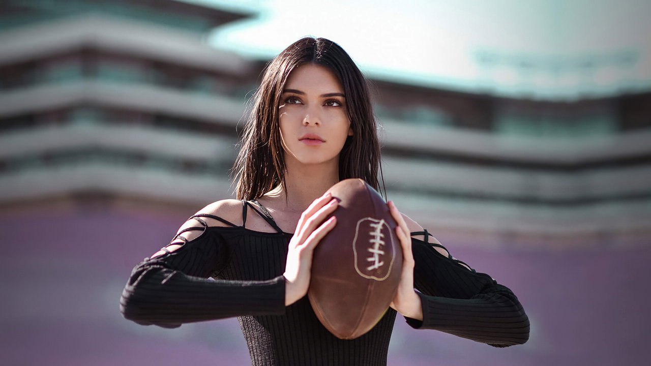 Pink, Schuh, Leder, Buch, Modell. Wallpaper in 1280x720 Resolution