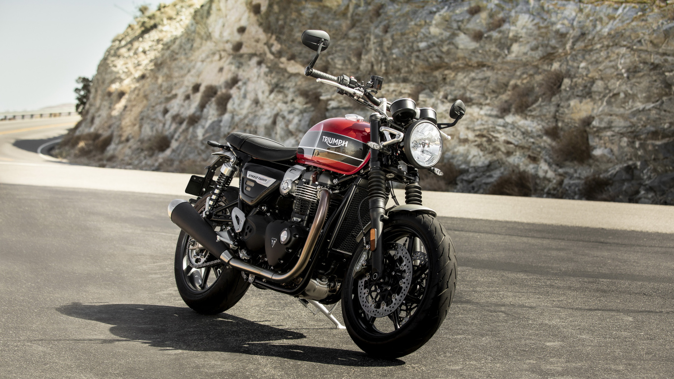 Black and Red Motorcycle on Road During Daytime. Wallpaper in 1366x768 Resolution