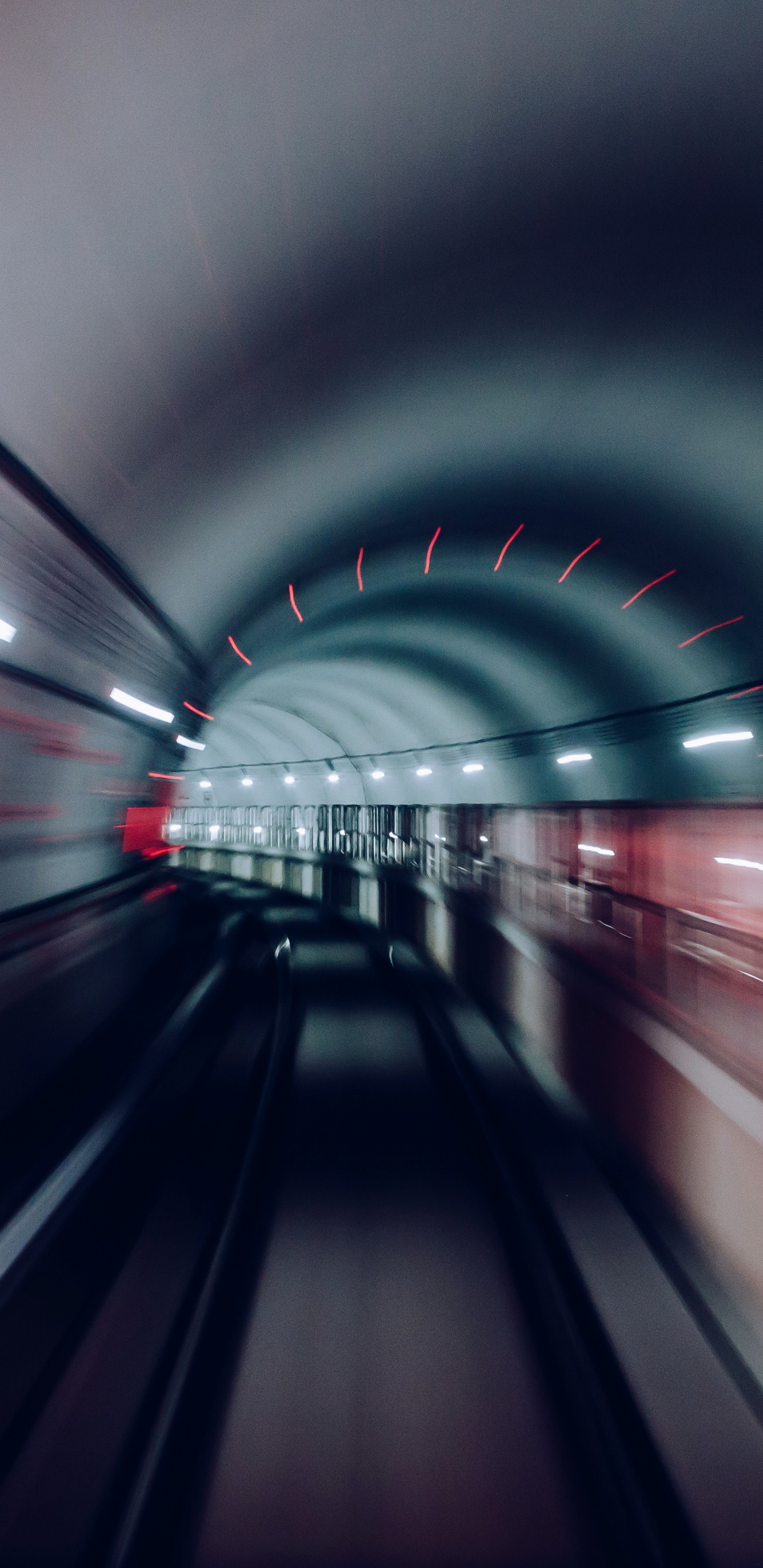 Infrastruktur, Road, Symmetrie, Strom, Farbtöne Und Schattierungen. Wallpaper in 1440x2960 Resolution