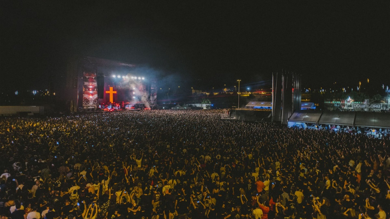 Concert, le Heavy Metal, Festival, Foule, Nuit. Wallpaper in 1280x720 Resolution