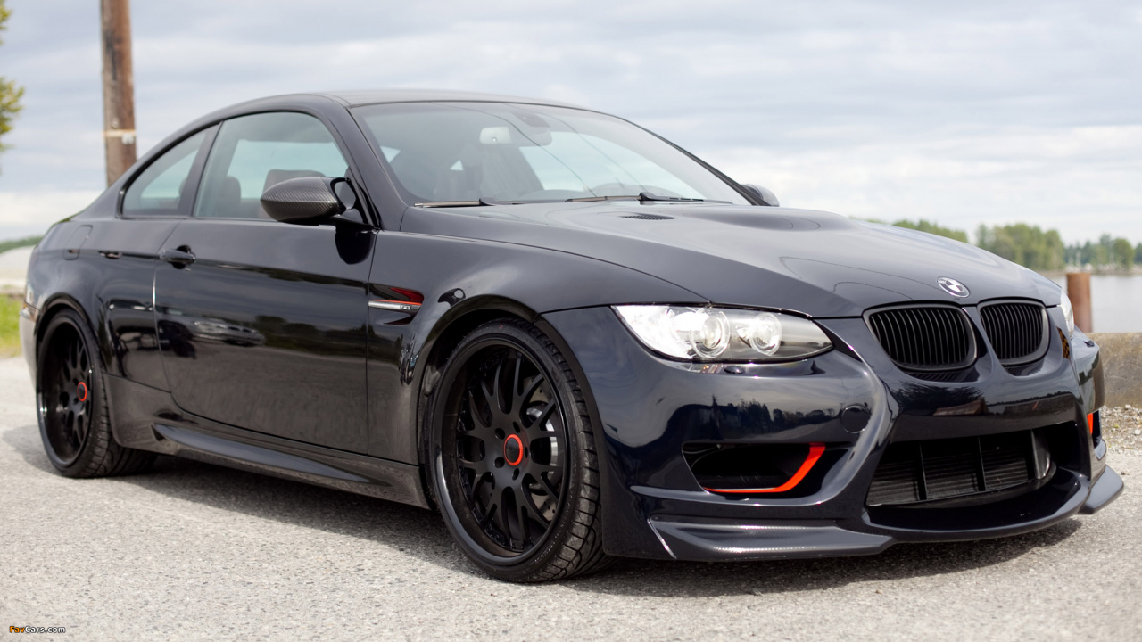 Coupé Bmw m 3 Noir Sur Route Goudronnée Grise. Wallpaper in 1280x720 Resolution