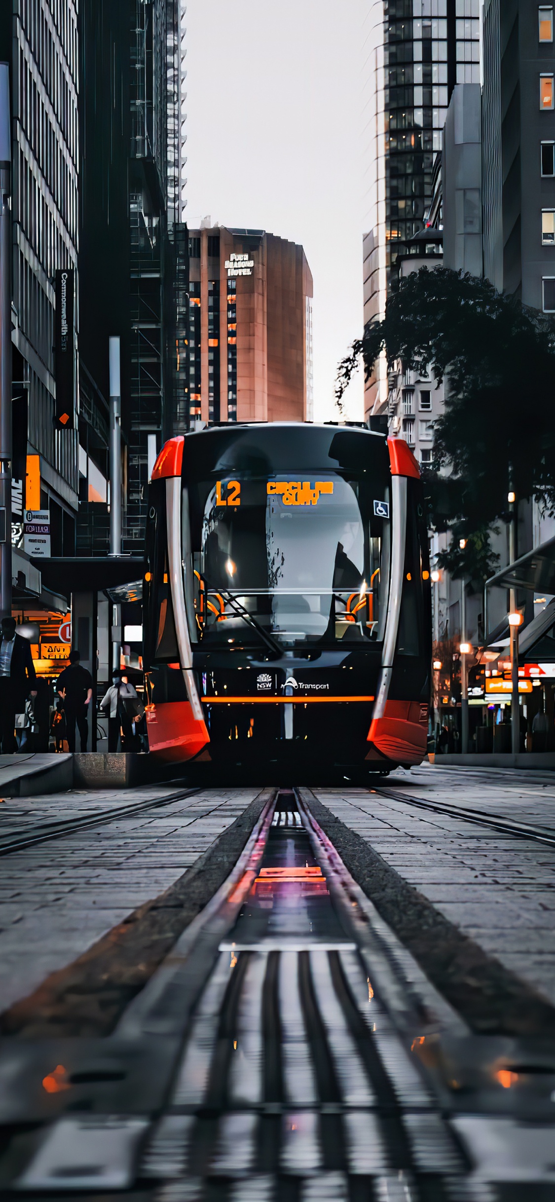 Tramway, Les Transports Publics, Transport, Bâtiment, L'éclairage Automobile. Wallpaper in 1125x2436 Resolution