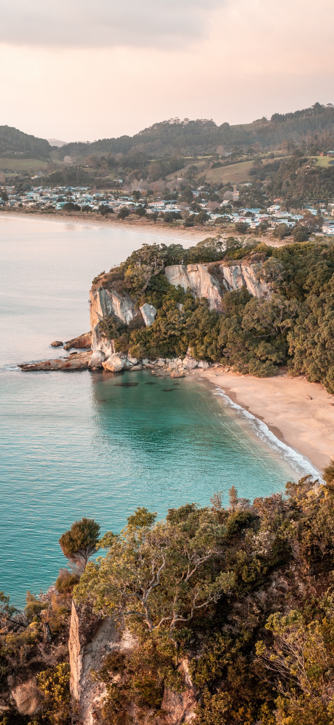 Sea, Body of Water, Coast, Headland, Coastal and Oceanic Landforms. Wallpaper in 1125x2436 Resolution
