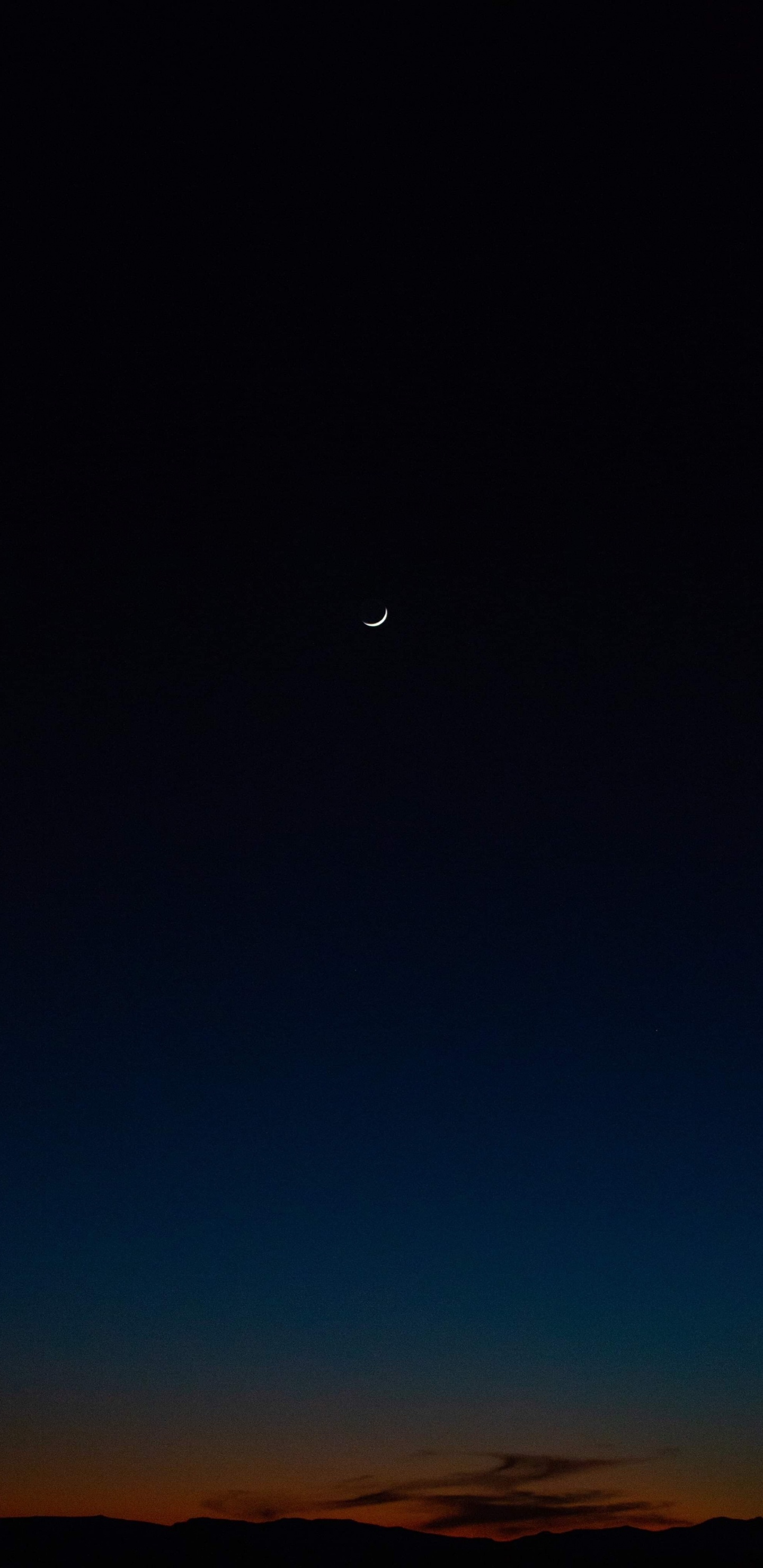 Moon, Atmosphere, Astronomy, Celestial Event, Horizon. Wallpaper in 1440x2960 Resolution