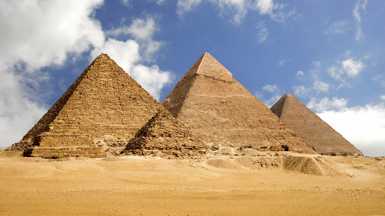 Pyramide Sous Ciel Bleu Pendant la Journée. Wallpaper in 1280x720 Resolution