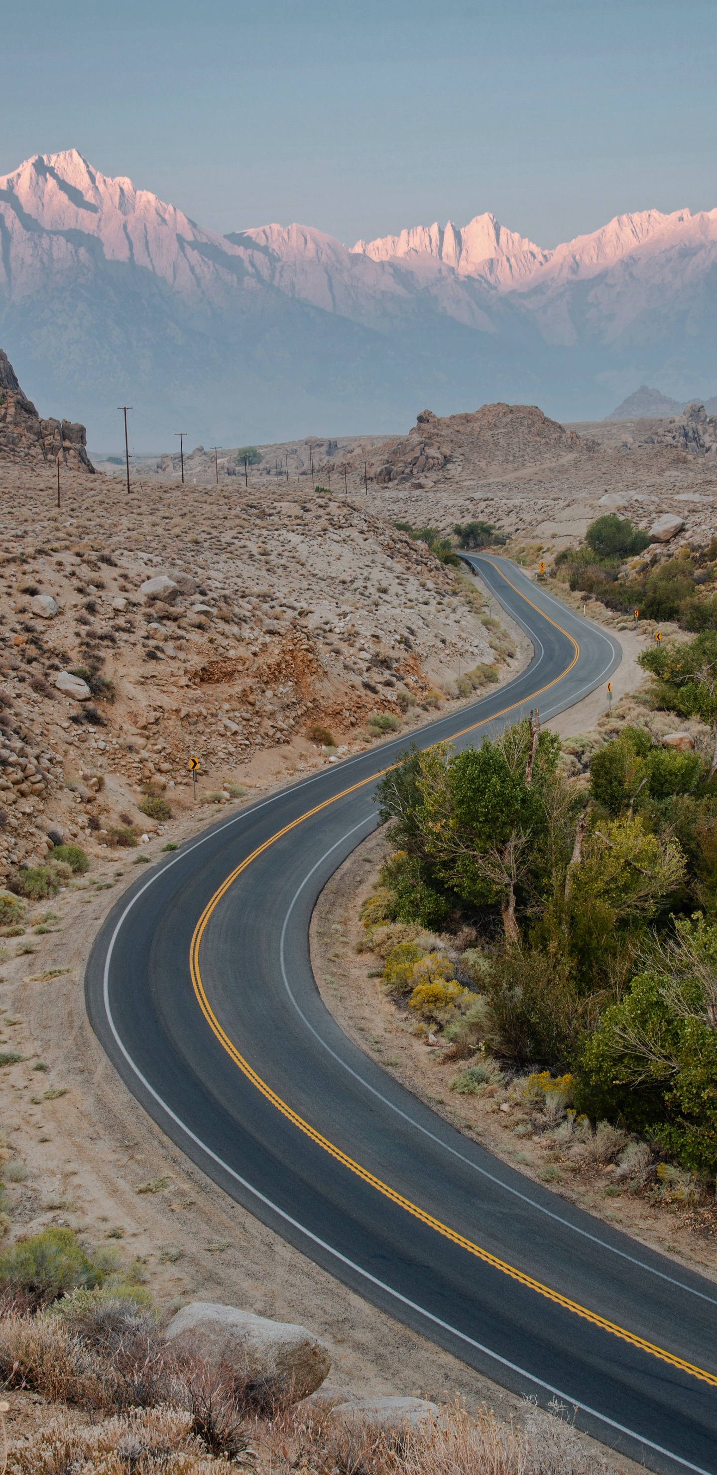 Brown, Naturlandschaft, Fahrbahn, Asphalt, Cloud. Wallpaper in 1440x2960 Resolution
