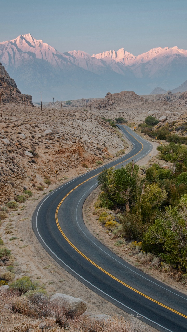 Brown, Naturlandschaft, Fahrbahn, Asphalt, Cloud. Wallpaper in 720x1280 Resolution