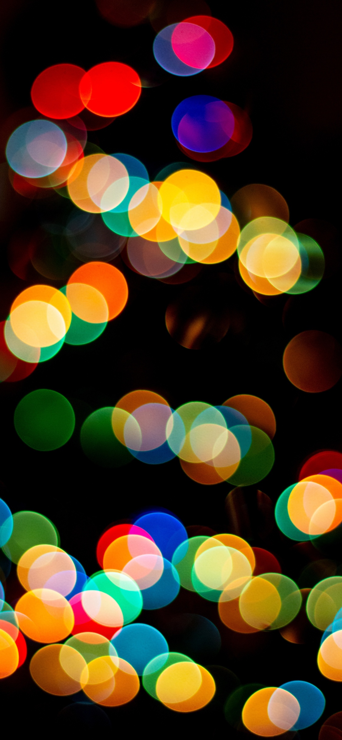 Green and Red Light Bokeh. Wallpaper in 1125x2436 Resolution