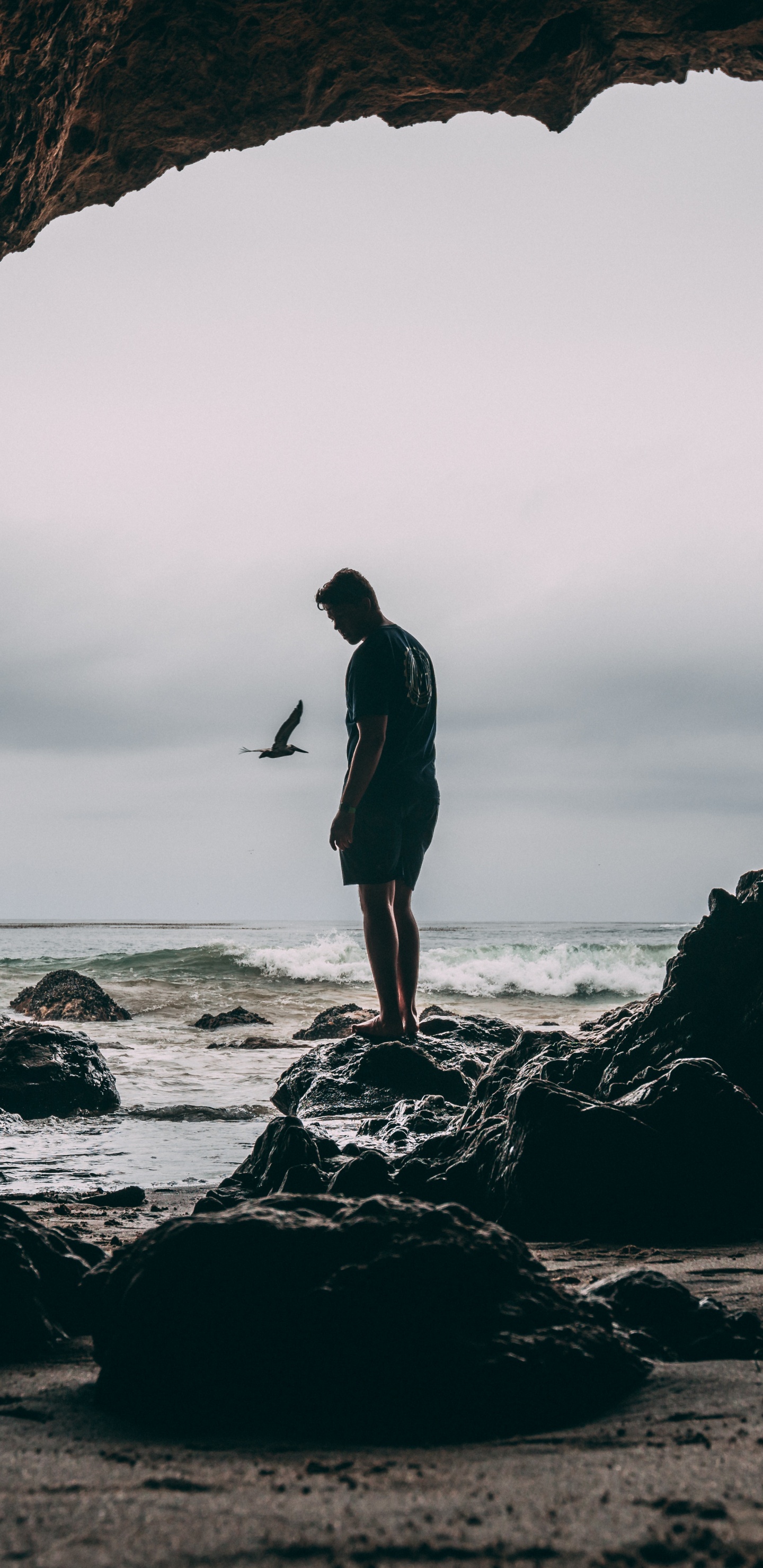 Grotte, la Grotte de la Mer, Plage, Mer, Rock. Wallpaper in 1440x2960 Resolution