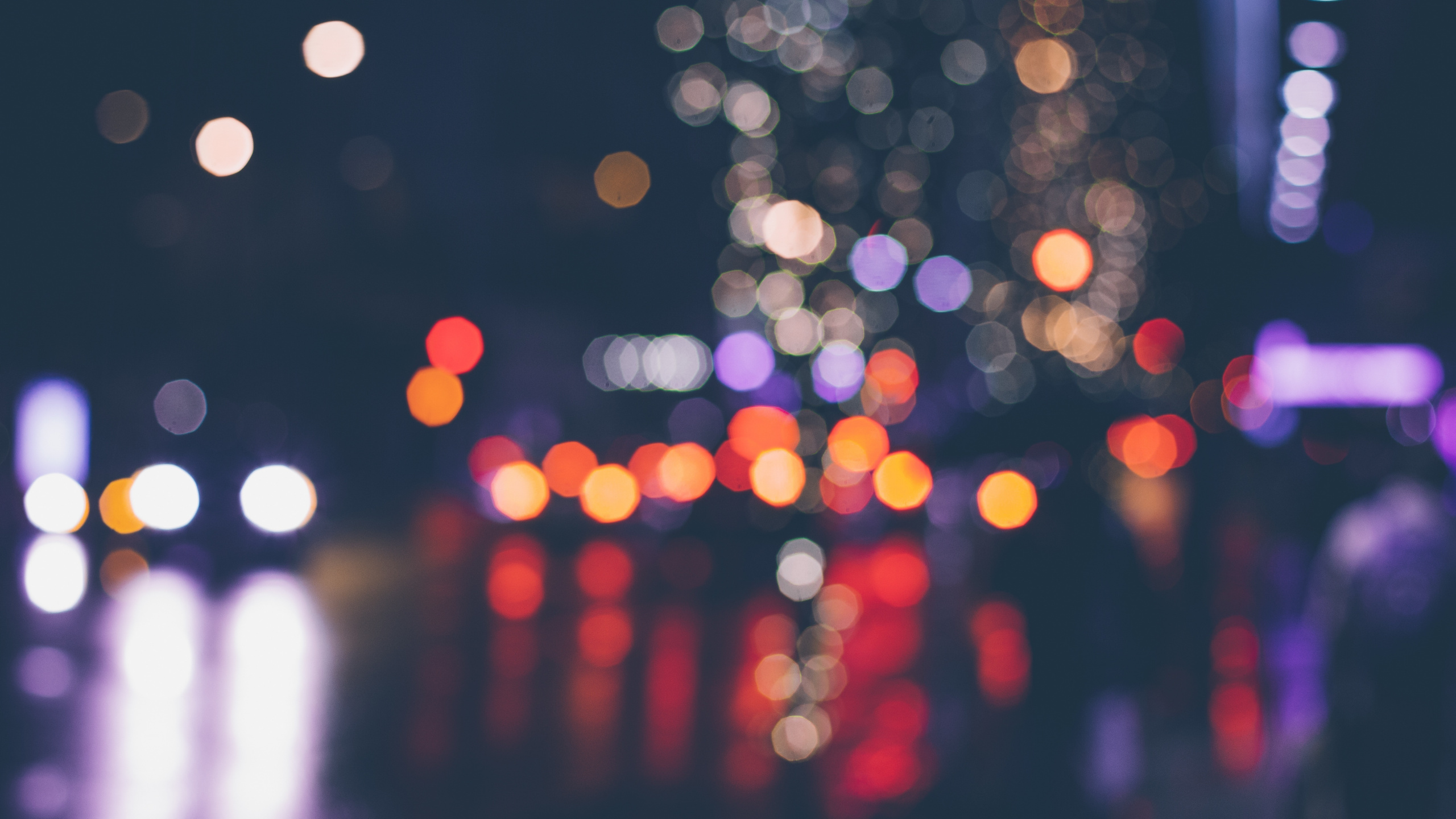 Fotografía Bokeh de Luces Durante la Noche.. Wallpaper in 2560x1440 Resolution