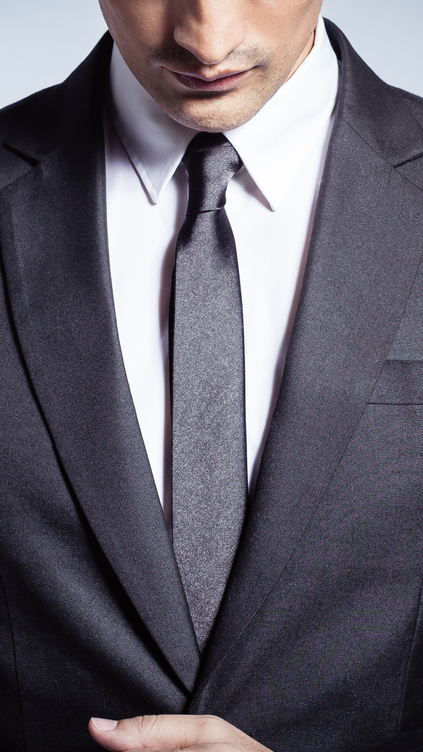 Man in a Suit Close Up, Suit, Necktie, Shirt, Tuxedo. Wallpaper in 1440x2560 Resolution