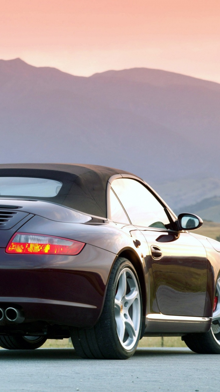 Coupé Bmw m 3 Noir Sur le Désert Pendant la Journée. Wallpaper in 720x1280 Resolution