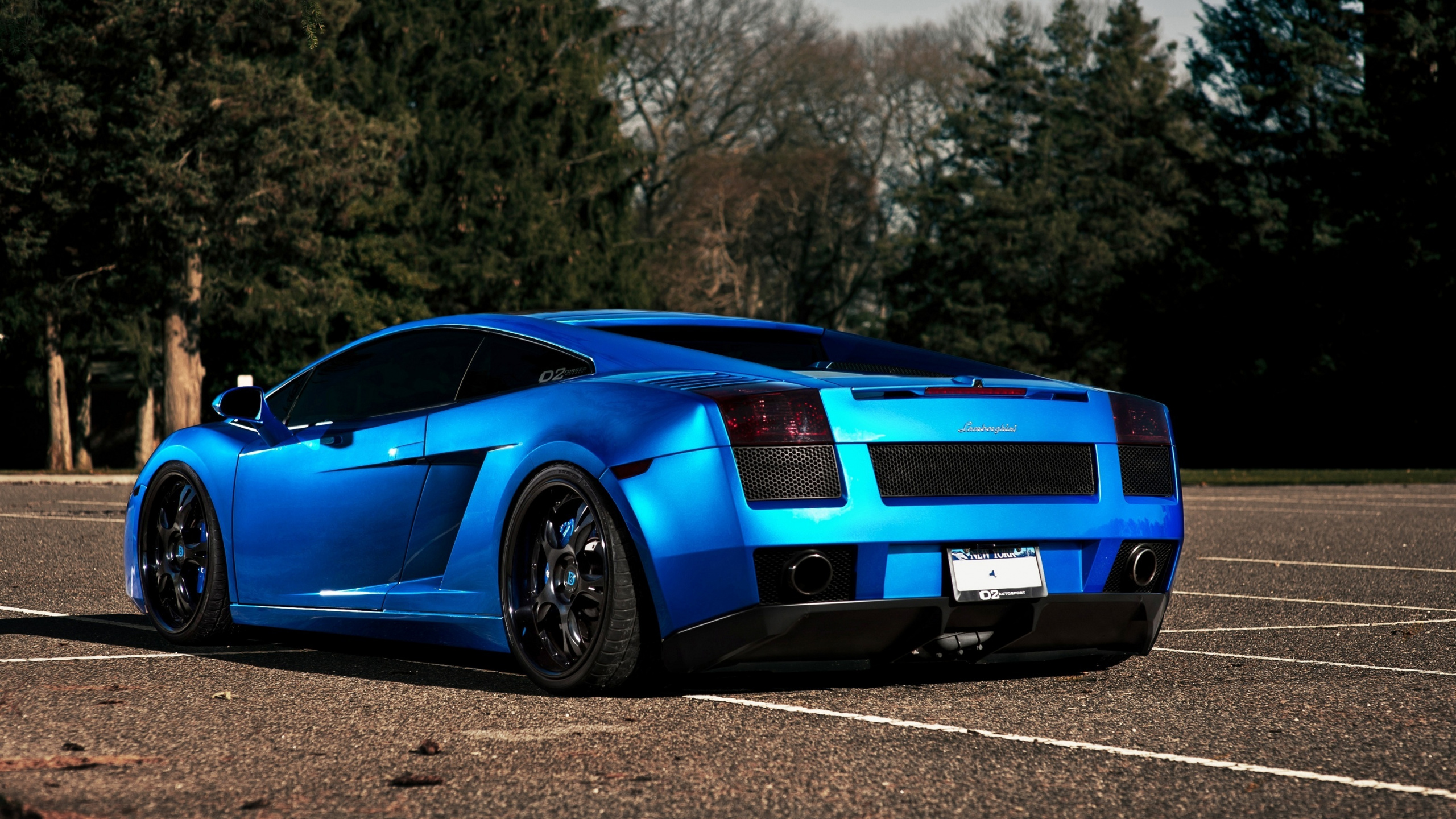 Blue Bmw m 3 Coupe en la Carretera Durante el Día. Wallpaper in 2560x1440 Resolution