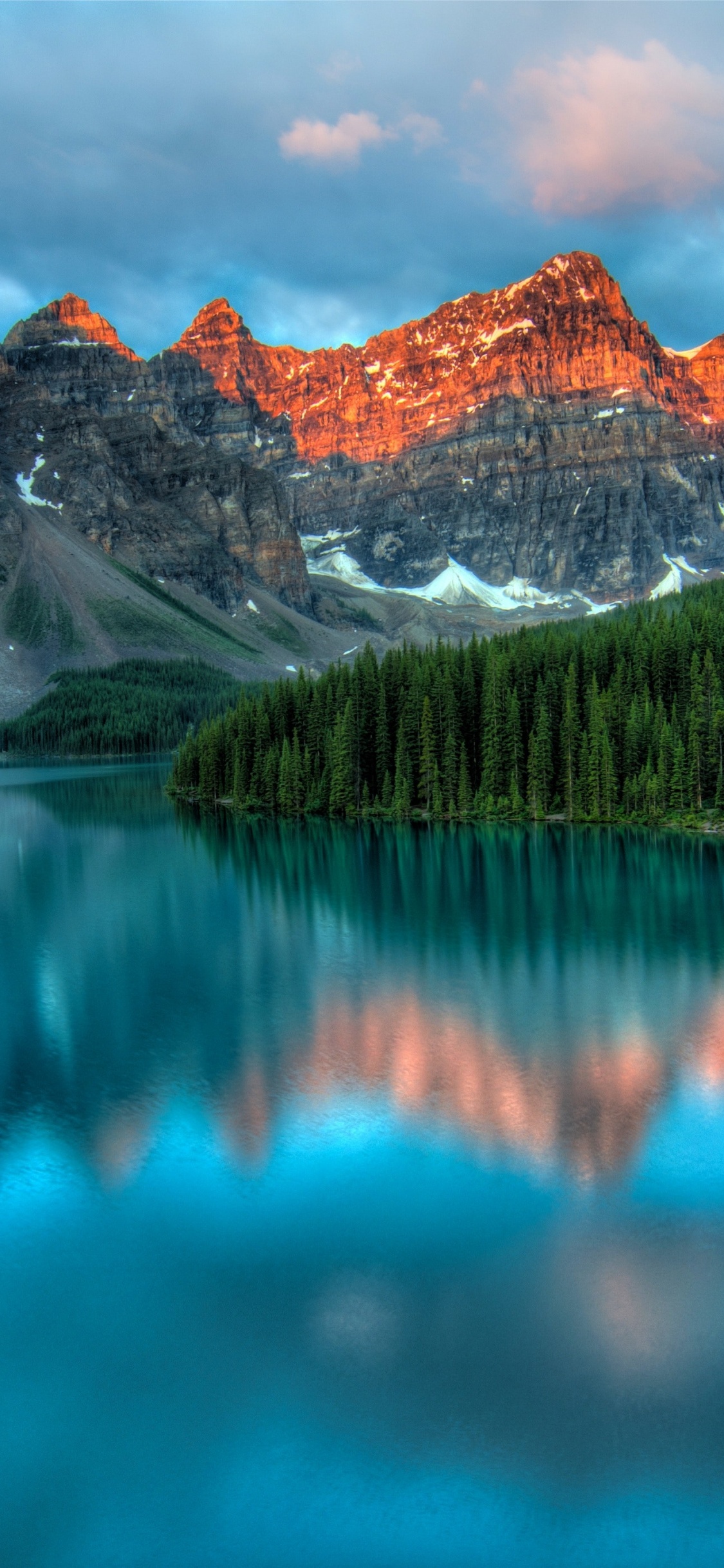 Moraine Lake, Lake Louise, Banff, Tal Der Zehn Gipfel, Mount Temple. Wallpaper in 1125x2436 Resolution