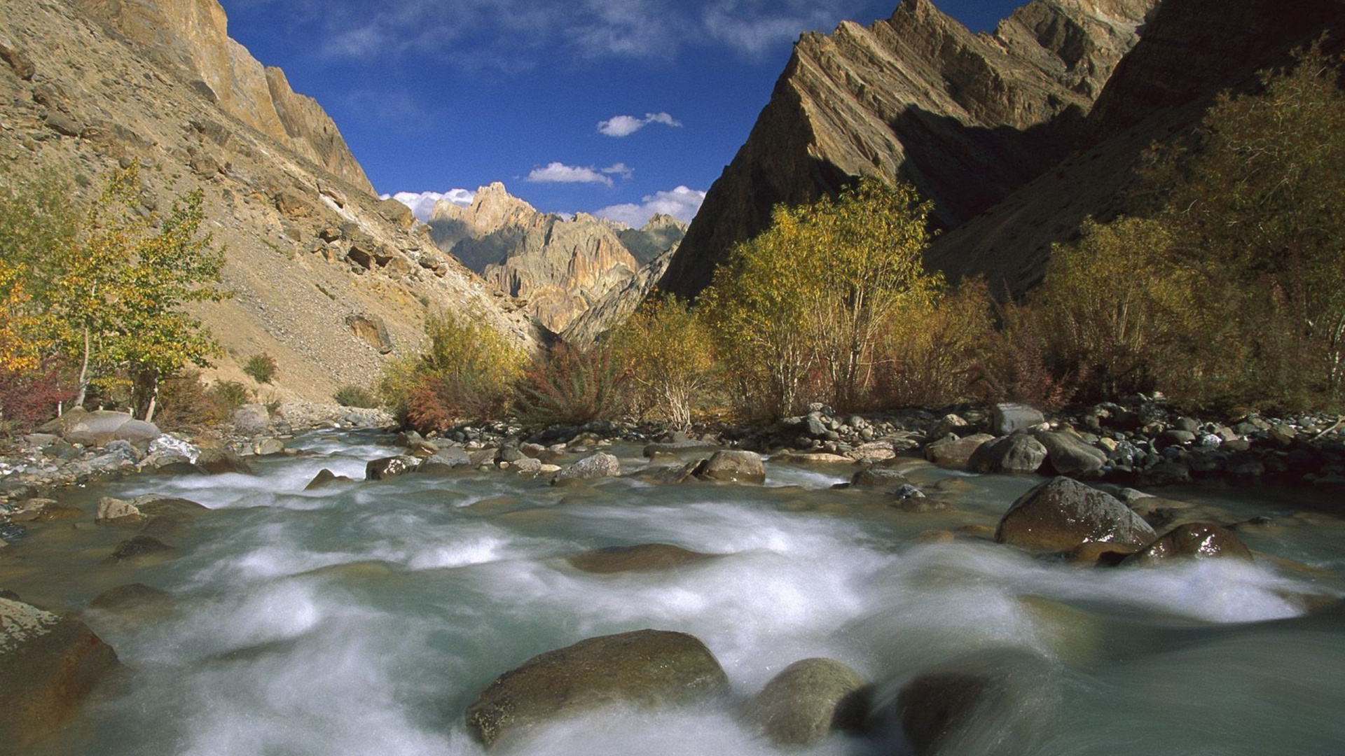 River in Between Trees and Mountains During Daytime. Wallpaper in 1920x1080 Resolution