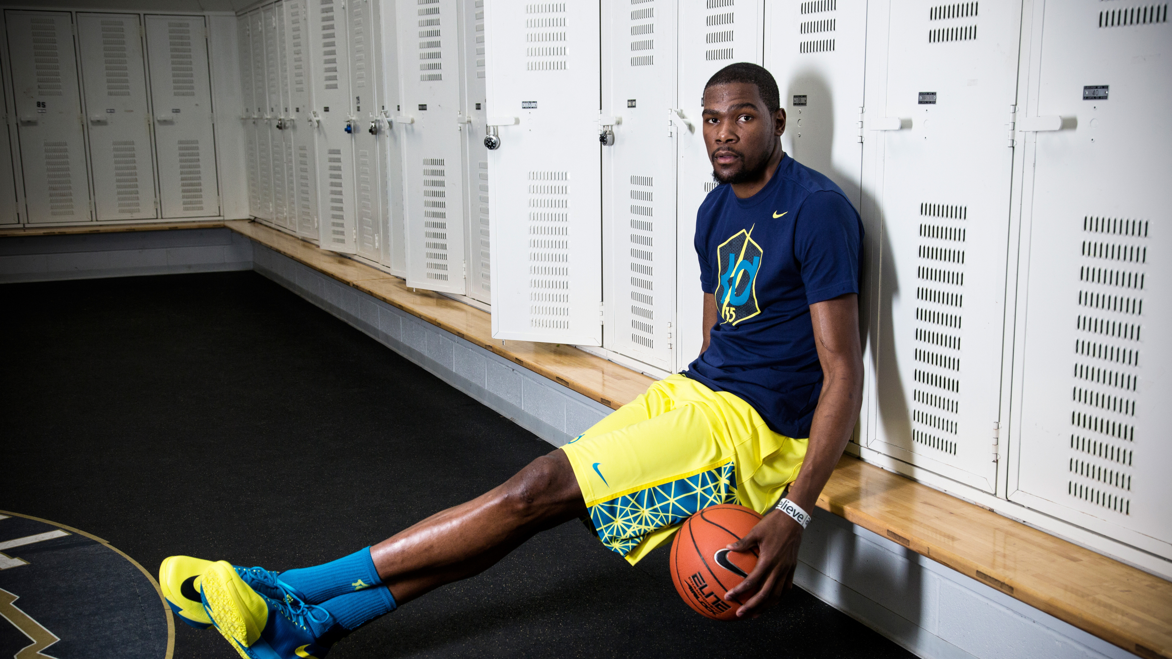 Man in Blue and Yellow Nike Soccer Jersey Holding Basketball. Wallpaper in 3840x2160 Resolution