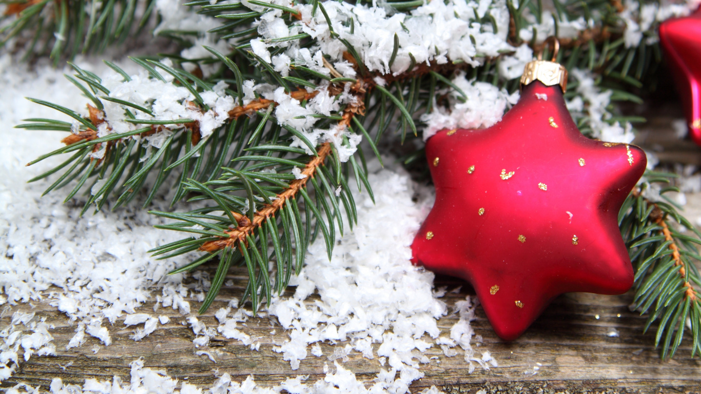 Neujahr, Weihnachten, Branch, Christmas Ornament, Fichte. Wallpaper in 1366x768 Resolution
