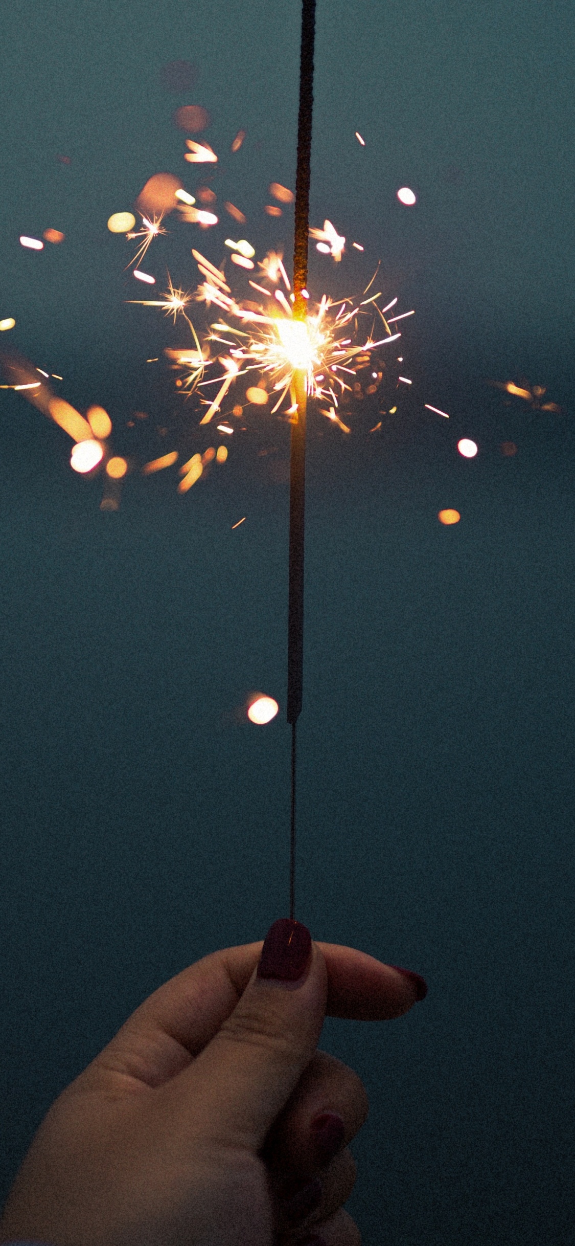 Sparkler, Fireworks, Diwali, New Years Day, Holiday. Wallpaper in 1125x2436 Resolution