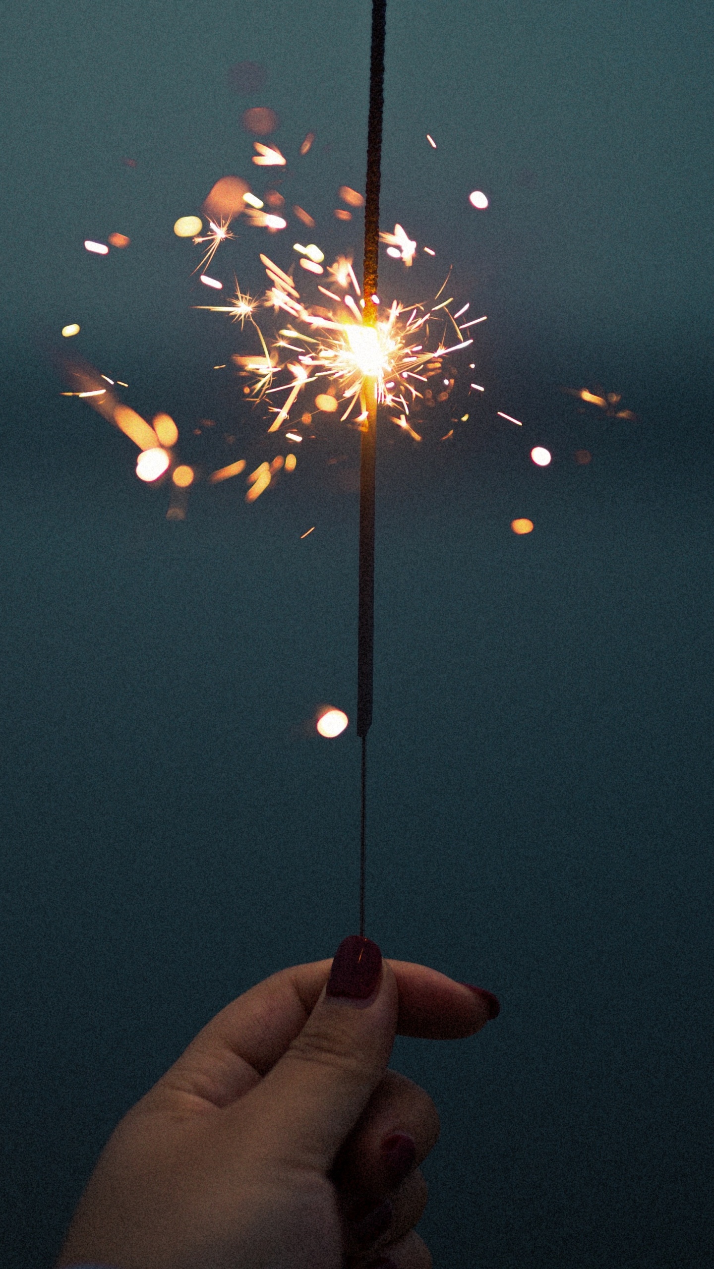 Sparkler, Fireworks, Diwali, New Years Day, Holiday. Wallpaper in 1440x2560 Resolution