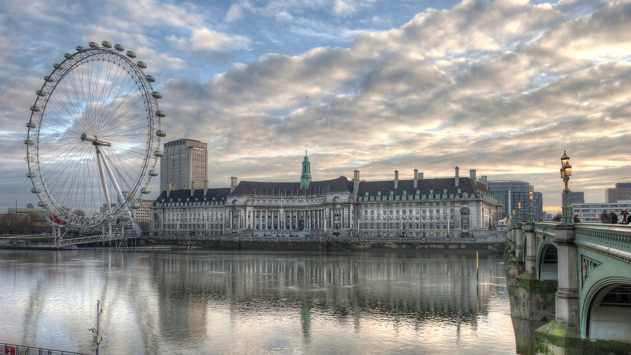 London Eye Sous un Ciel Nuageux Bleu et Blanc Pendant la Journée. Wallpaper in 1280x720 Resolution