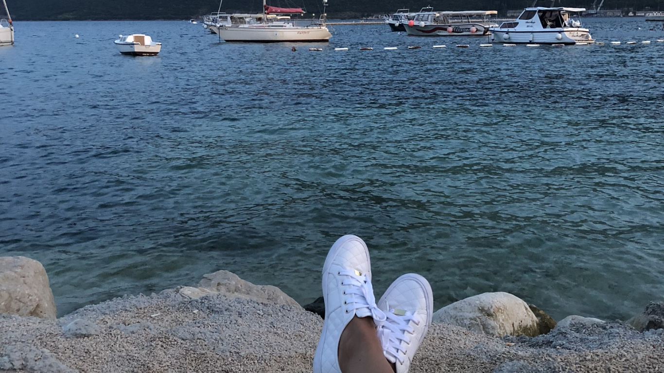 Sea, Boat, Tourism, Water, Beach. Wallpaper in 1366x768 Resolution