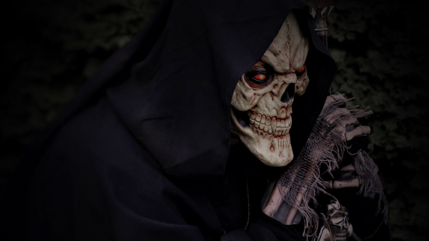 Person in Black and White Mask. Wallpaper in 1366x768 Resolution