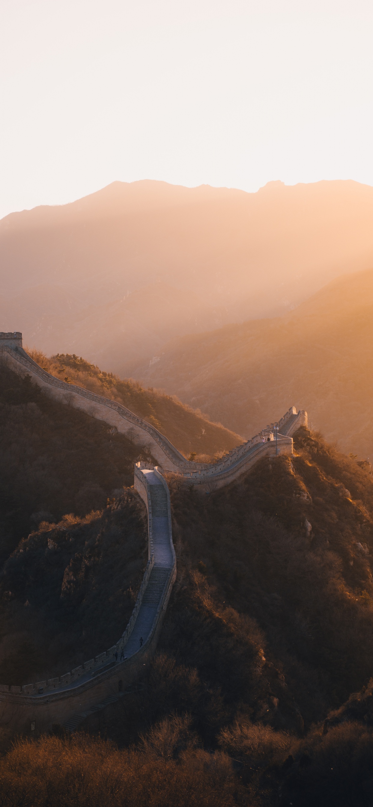 Hochland, Bergigen Landschaftsformen, Hill, Licht, Morgen. Wallpaper in 1242x2688 Resolution