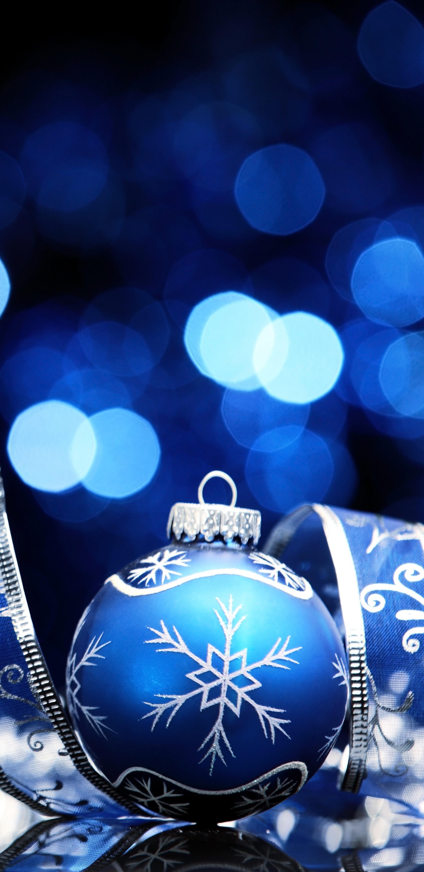 Download 1440x2960 Wallpaper Christmas Day, Christmas Ornament, Christmas Decoration, Blue, Event Christmas Day, Christmas Ornament, Christmas Decoration, Blue, Event. Wallpaper in 1440x2960 Resolution